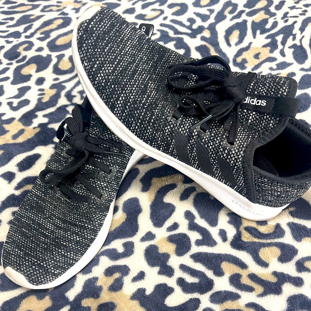 Adidas cloudfoam running shoes
